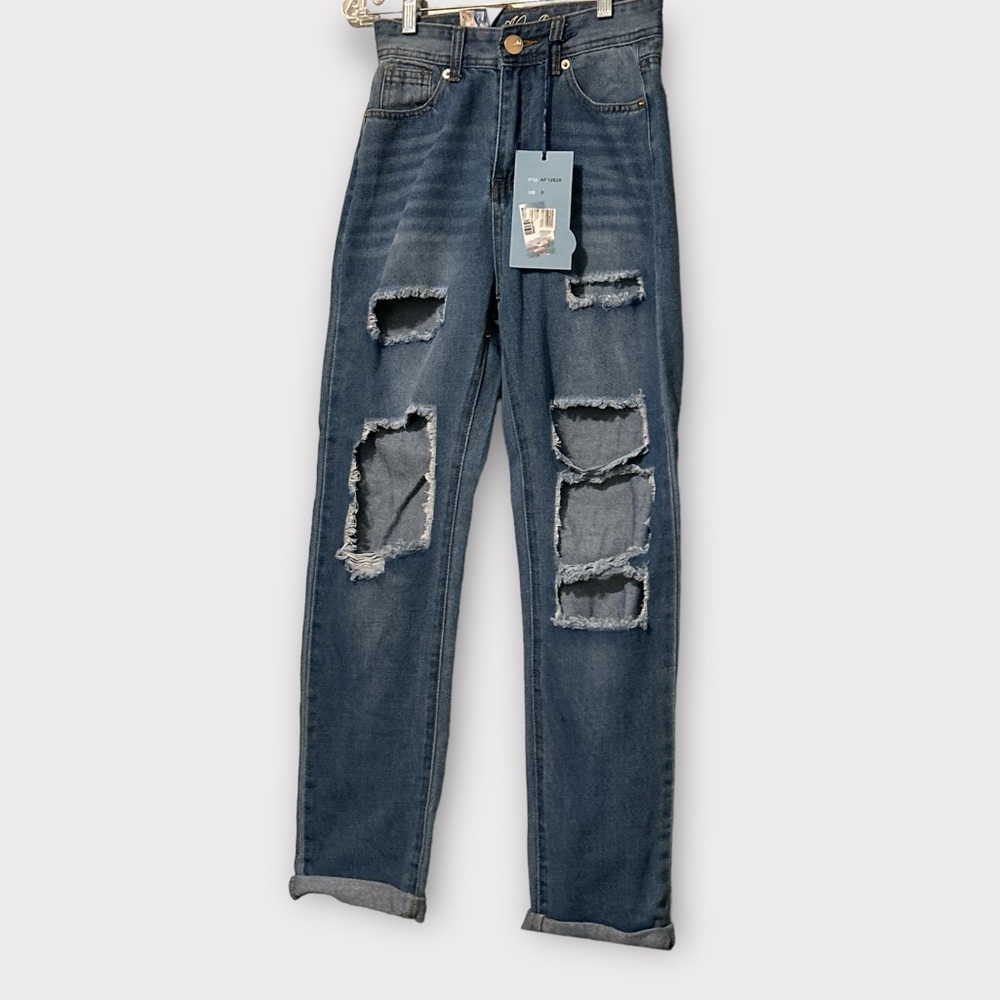 A Q Jeans SZ‎ 5 Women's Distressed light wash Straight Leg Denim Jeans
